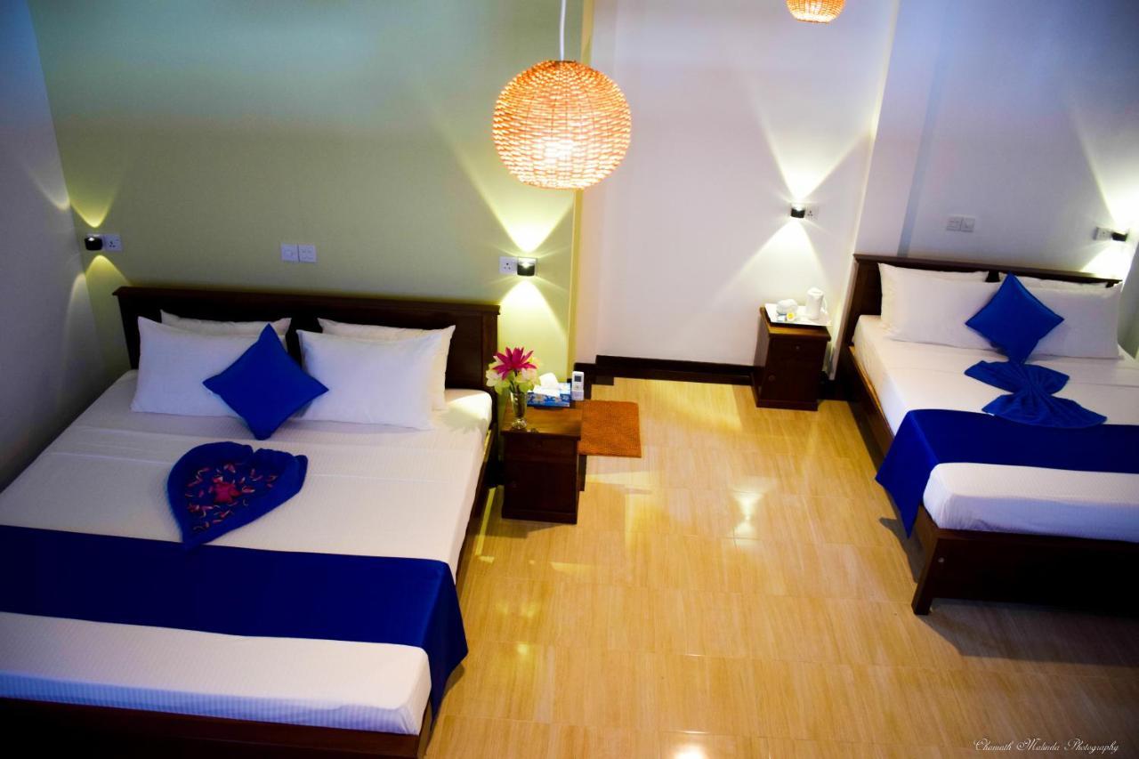 Tenasi Beach Resort Ahangama Buitenkant foto
