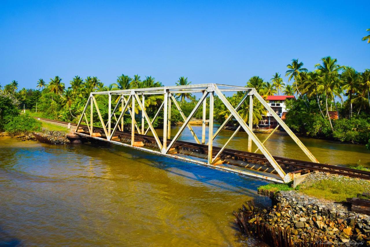 Tenasi Beach Resort Ahangama Buitenkant foto